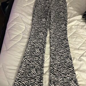 Wild Fable Black and White Animal Print Pants